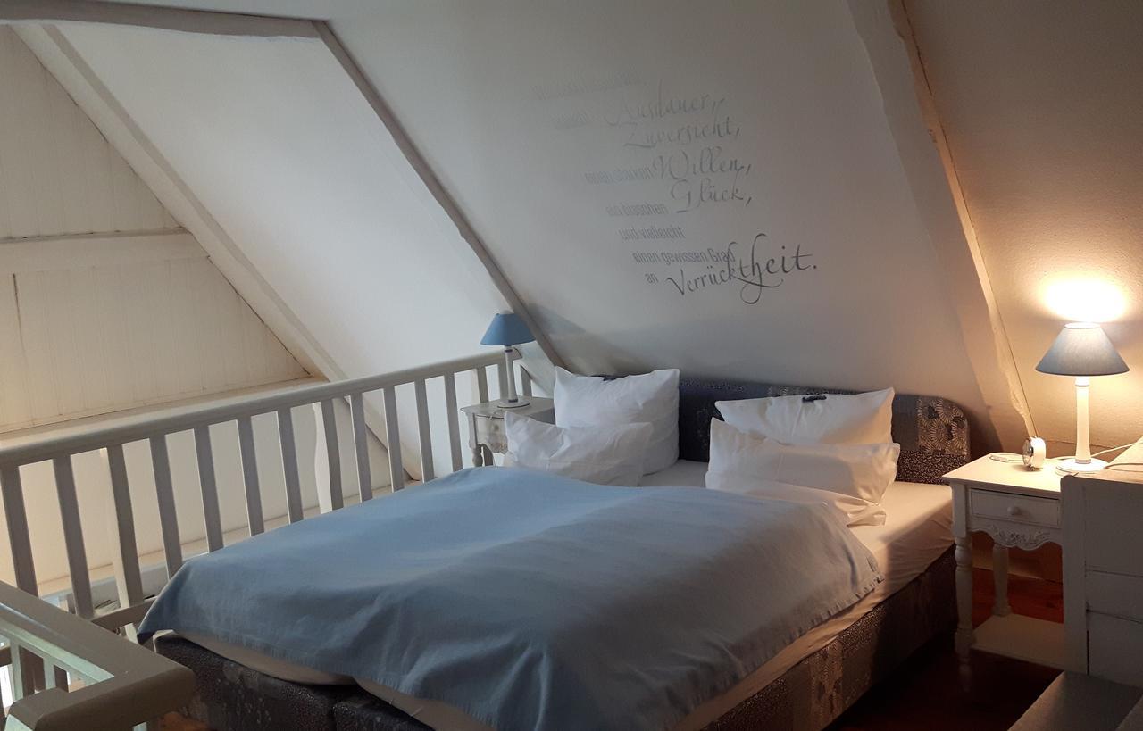 Landsitzhotel Und Seminarium Peterhof Hodorf Екстериор снимка